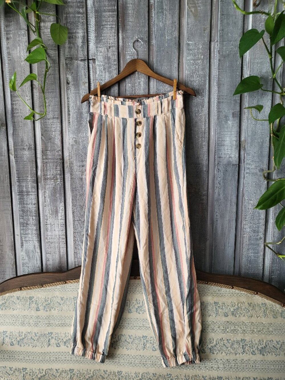 American Eagle Striped High Rise Jogger Pants Viscose Paperbag Waist Medium